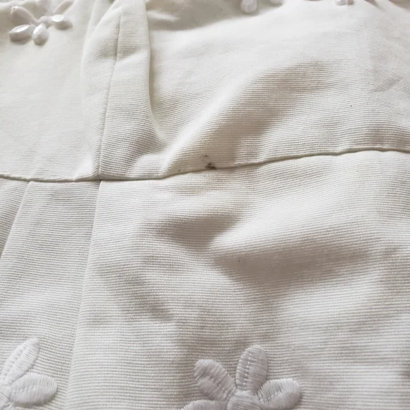 Host Pick 🥂 Lilly Pulitzer White Embroidered Floral Stapless Mini Dress - Picture 5 of 12